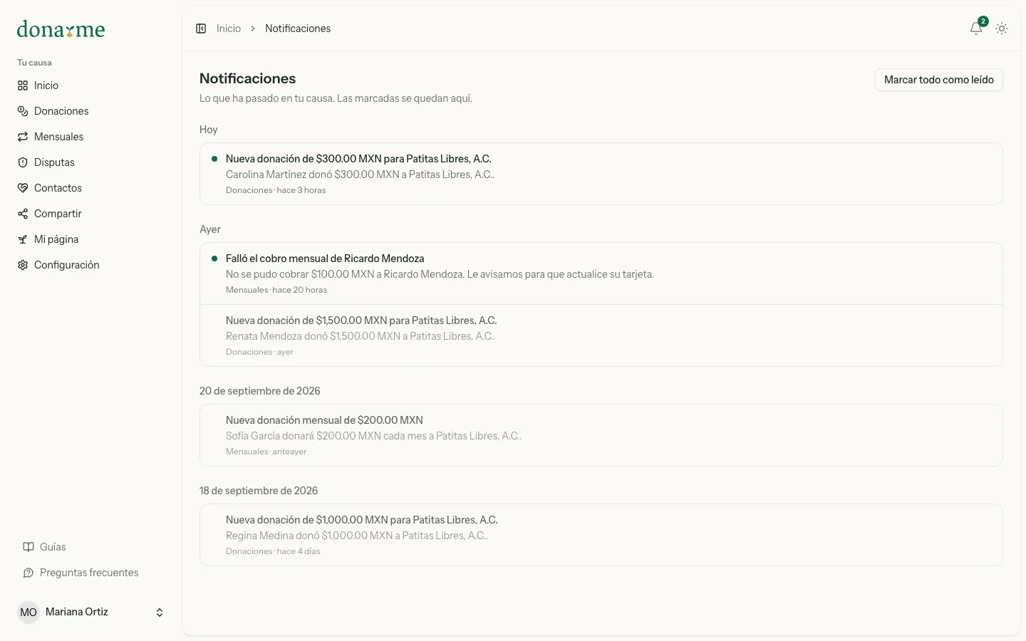 Centro de notificaciones agrupado por día, con avisos de donaciones y de un cobro mensual fallido